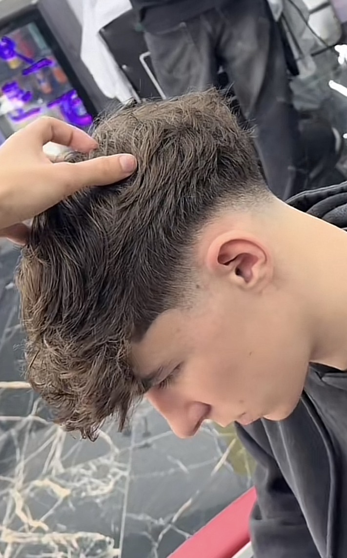 Hélie - Hemiksem - Anvers | Annonce Rencontre